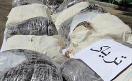 ۷۲۱ کیلو مواد مخدر توسط تکاوران پلیس در سیرجان کشف شد
