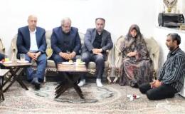 دیدار مسئولان شهرستان البرز با خانواده شهید حسینعلی محمدی &nbsp;