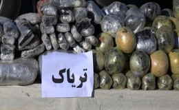 کشف بیش از ۲۵ کیلو تریاک از پژو ۴۰۵ در نهبندان