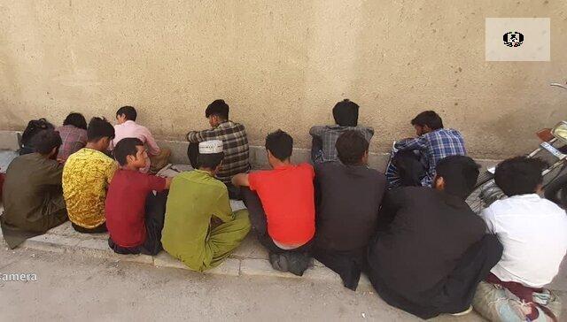 دستگیری 40 معتاد متجاهر در نیکشهر