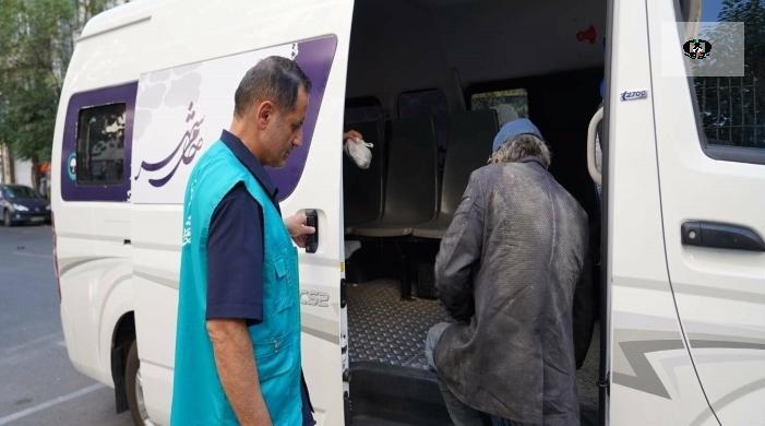 اجرای طرح ساماندهی معتادان متجاهر در حاشیه بزرگراه آزادگان