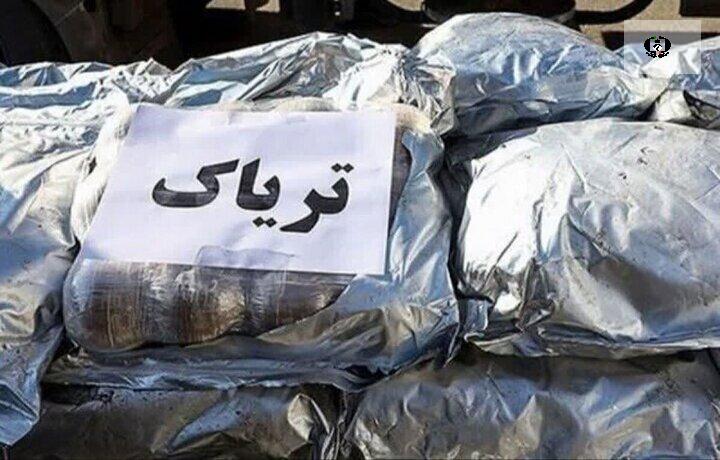 پنج کیلو و ۴۰۰ گرم تریاک از یک خودرو سواری پژو پارس کشف شد
