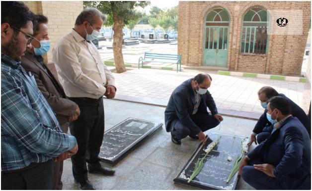 غبار روبی مزار شهدای مبارزه با مواد مخدر شهرستان تاکستان