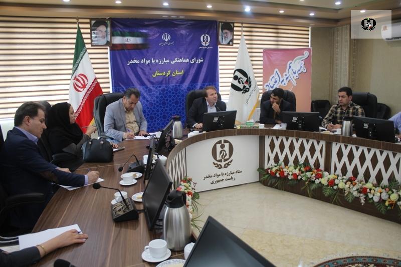 شهرستان ها با جدیت بیشتری برنامه های هفته مبارزه با مواد مخدر را اجرا کنند
