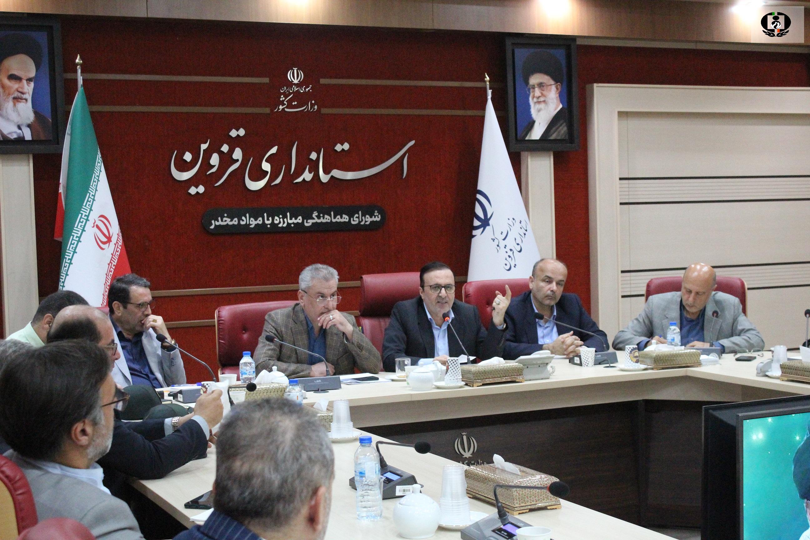 ساماندهی ۲۳۰۰ معتاد متجاهر در اولویت باشد