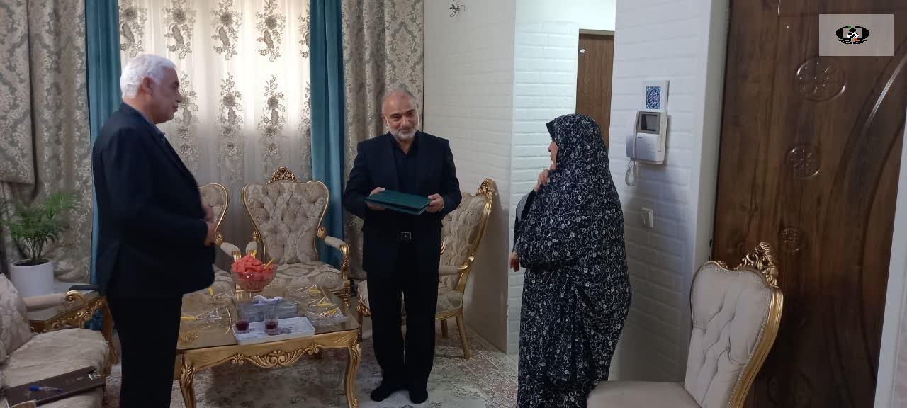 عزت و عظمت ایران اسلامی مرهون خود شهدا است