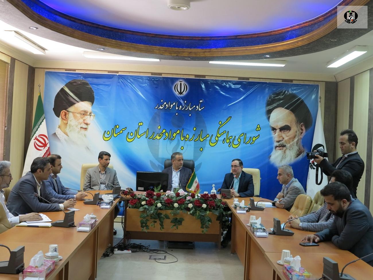 یک نفر به چرخه اعتیاد مبتلا شود، یک جامعه از آن متضرر می شوند