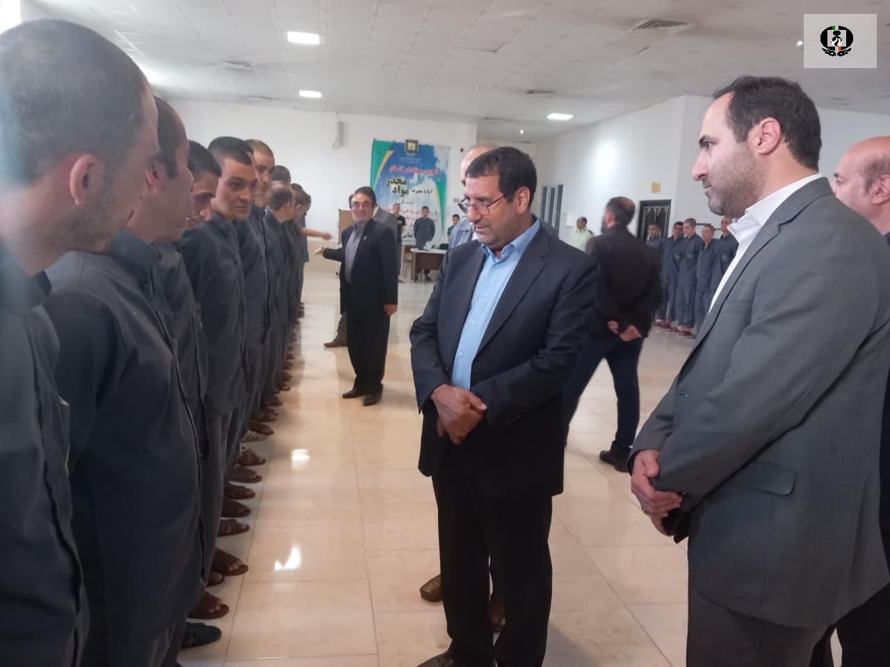 شرایط قانونی در اجرای برنامه های پیشگیری از اعتیاد در واحدهای صنعتی تسهیل شود